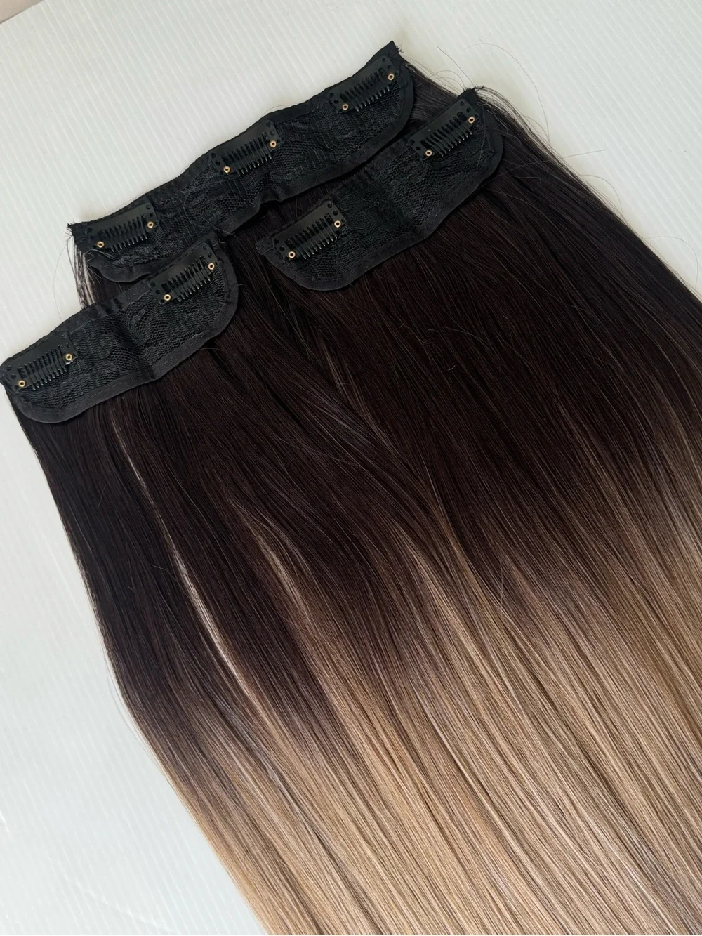 22” Human Hair Blend Clip-In Extensions 3 Piece Ombre Brown Blonde Straight